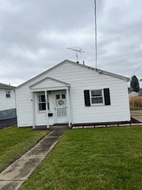 Foto del edificio - 1004 Warren Ave