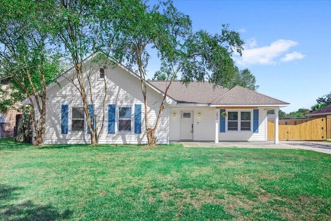 Foto del edificio - 15116 Rosewood St