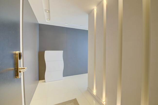 Building Photo - 6899 Collins Ave
