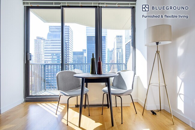 Foto del edificio - 150 E 57th St