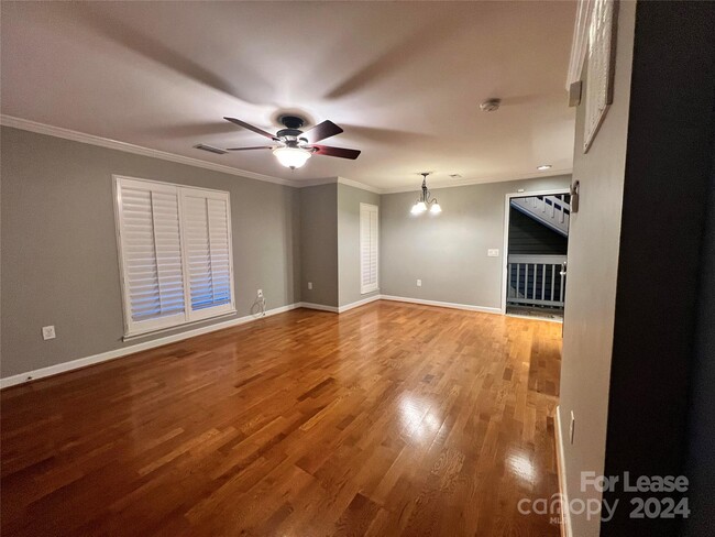 Foto del edificio - 2518 Cranbrook Ln