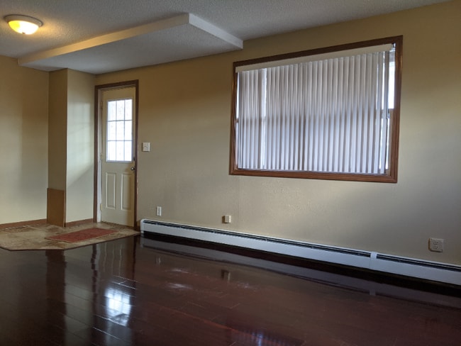 Foto del edificio - 823.5 6th N St