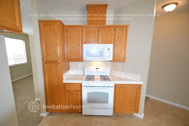 Building Photo - 5523 Adobe Spring Way