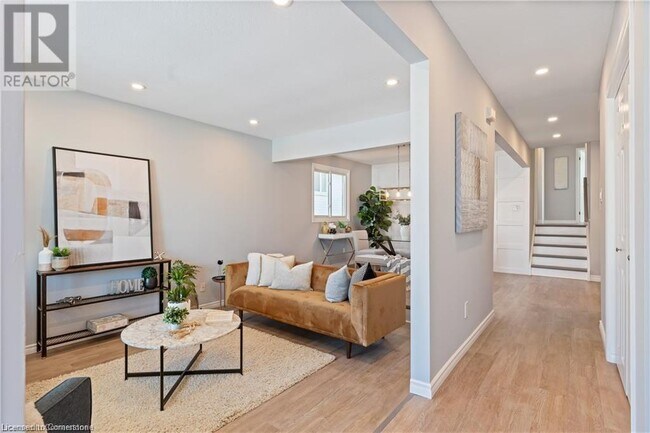 Photo du bâtiment - 415 E 24th St