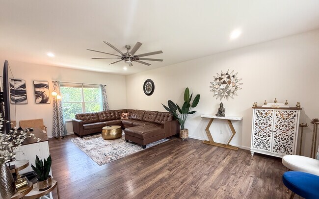 Foto del edificio - 161 Brookview Way Dr