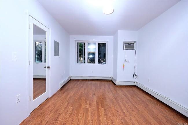 Building Photo - 241 55th St