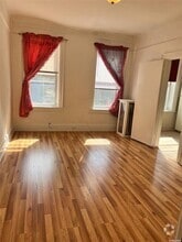 Building Photo - 8720 Jamaica Ave
