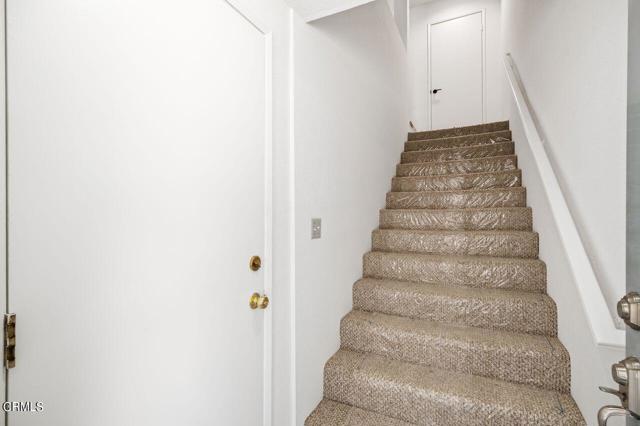 Building Photo - 4455 Rockland Pl