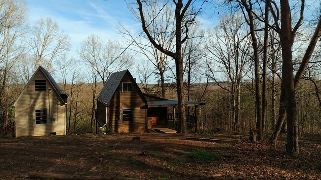 Building Photo - 1136 Pink Mountain Blvd