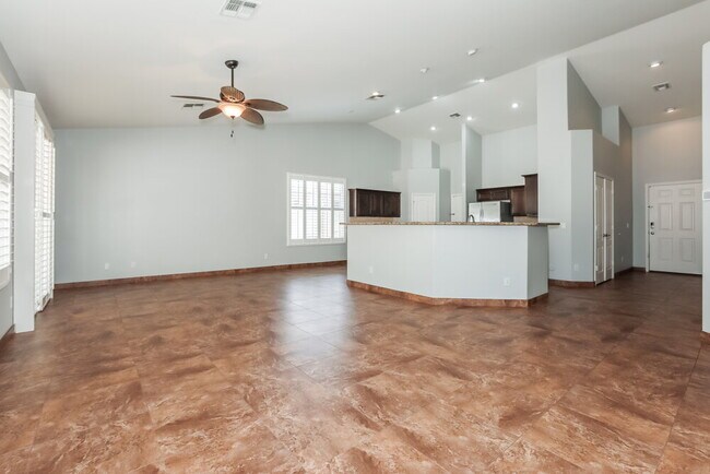 Building Photo - 20960 E Via Del Rancho Rd