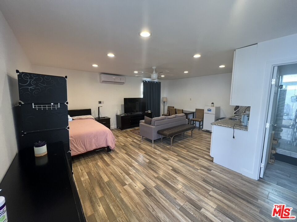 Foto principal - 22602 Hatteras St