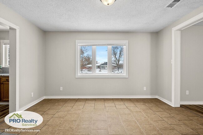 Foto del edificio - 2 Bedroom Home in Coon Rapids