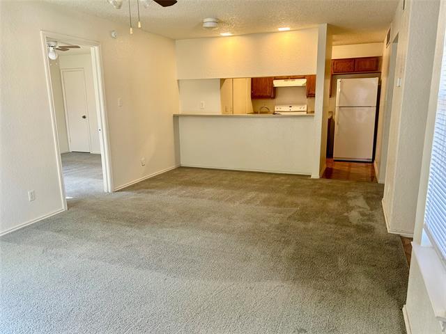 Foto del edificio - 411 Crestline Dr