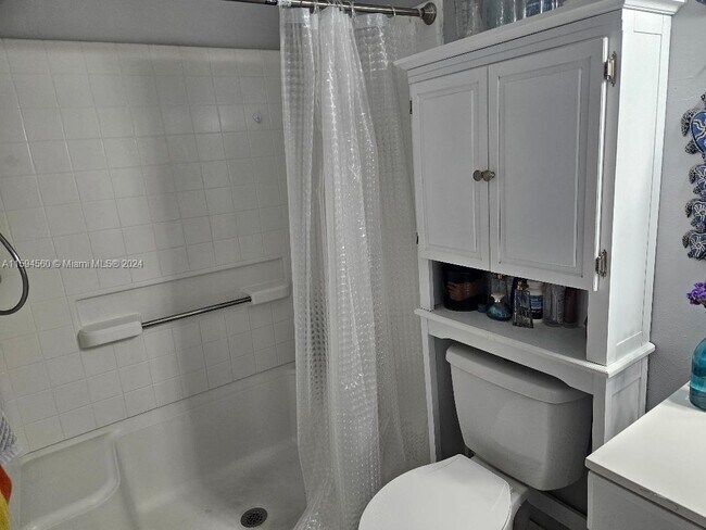 Foto del edificio - 6602 SW 152nd Pl