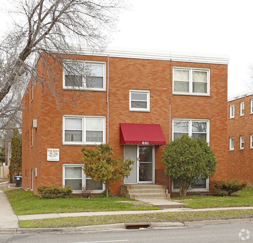 Building Photo - 881 Maryland Ave E