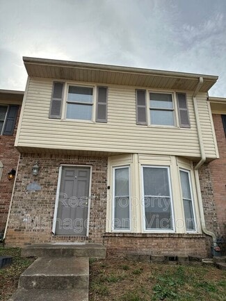 Building Photo - 5040 Cheshire Ct