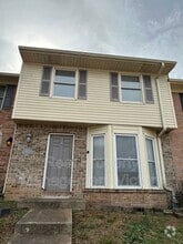 Building Photo - 5040 Cheshire Ct