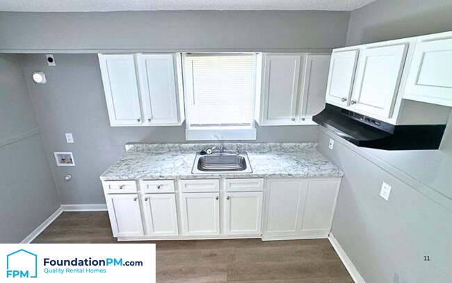 Building Photo - 1748 Benning St