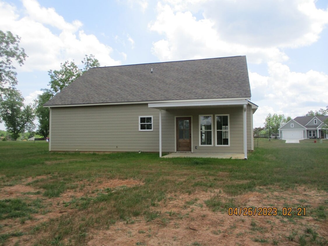 Foto del edificio - 126 Chelmsford Ct