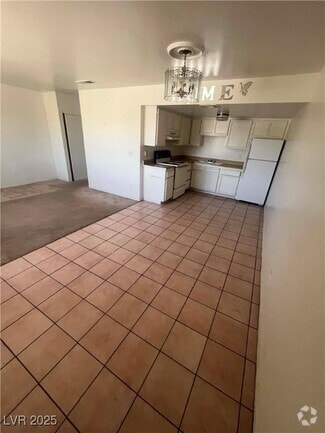 Building Photo - 4380 N Vornsand Dr