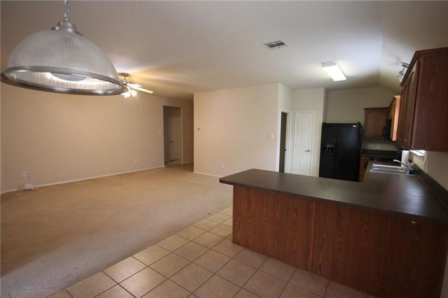 Building Photo - 9605 Zaharias Dr