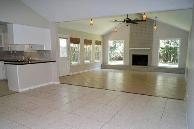 Building Photo - 5522 Dryad Dr