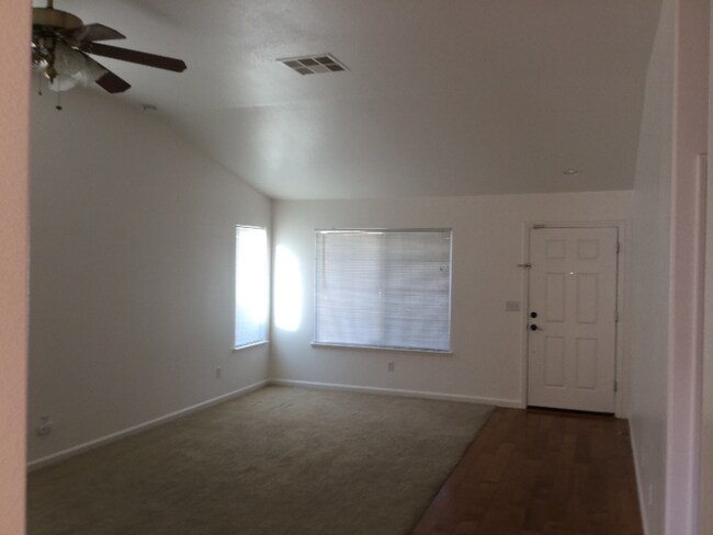 Building Photo - 5412 Etherington Ct