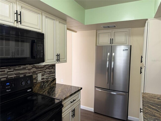 Foto del edificio - 1316 Mill Creek Pl