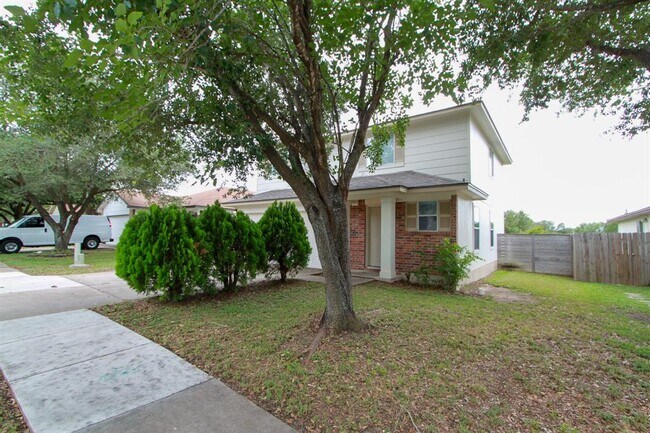 Foto del edificio - 14909 Chamberlain Ct