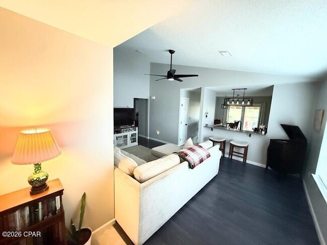 Foto del edificio - 6309 Lake Joanna Cir