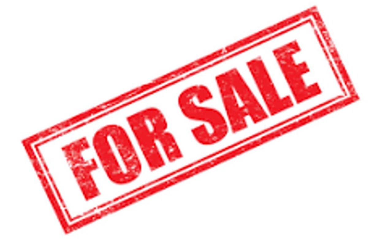 Primary Photo - Single story centrally located with mother...