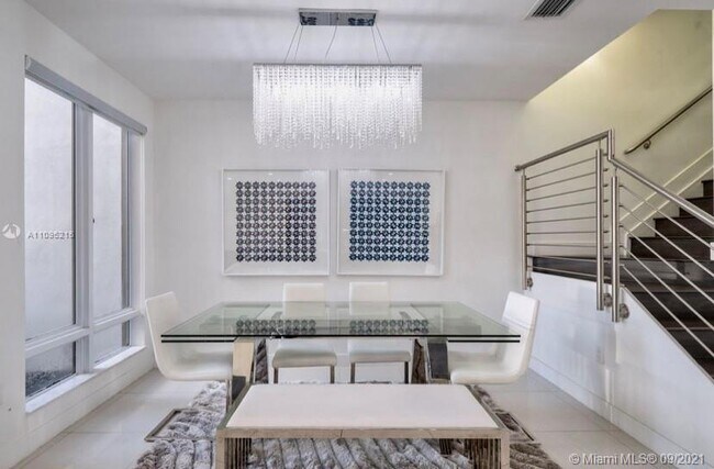 Building Photo - 6331 N W 104th path