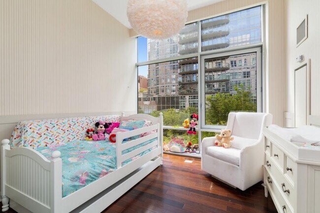 Foto del edificio - 2 bedroom in New York NY 10023