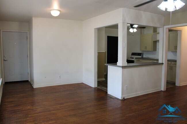 Foto del edificio - 2 Bedroom Home for Rent