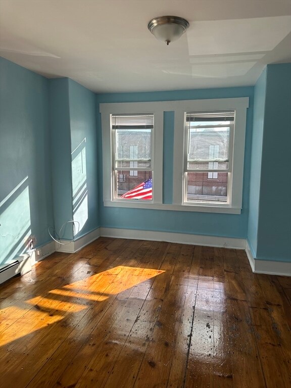 Building Photo - 405 Lakeview Ave