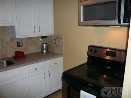 405 Dunwoody Street - Stadium View Condominiums