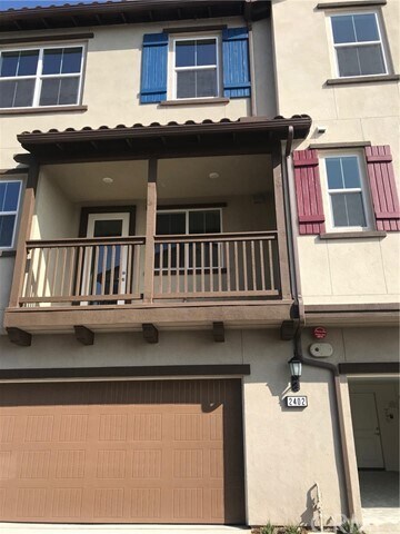 Primary Photo - 2402 Villena Way