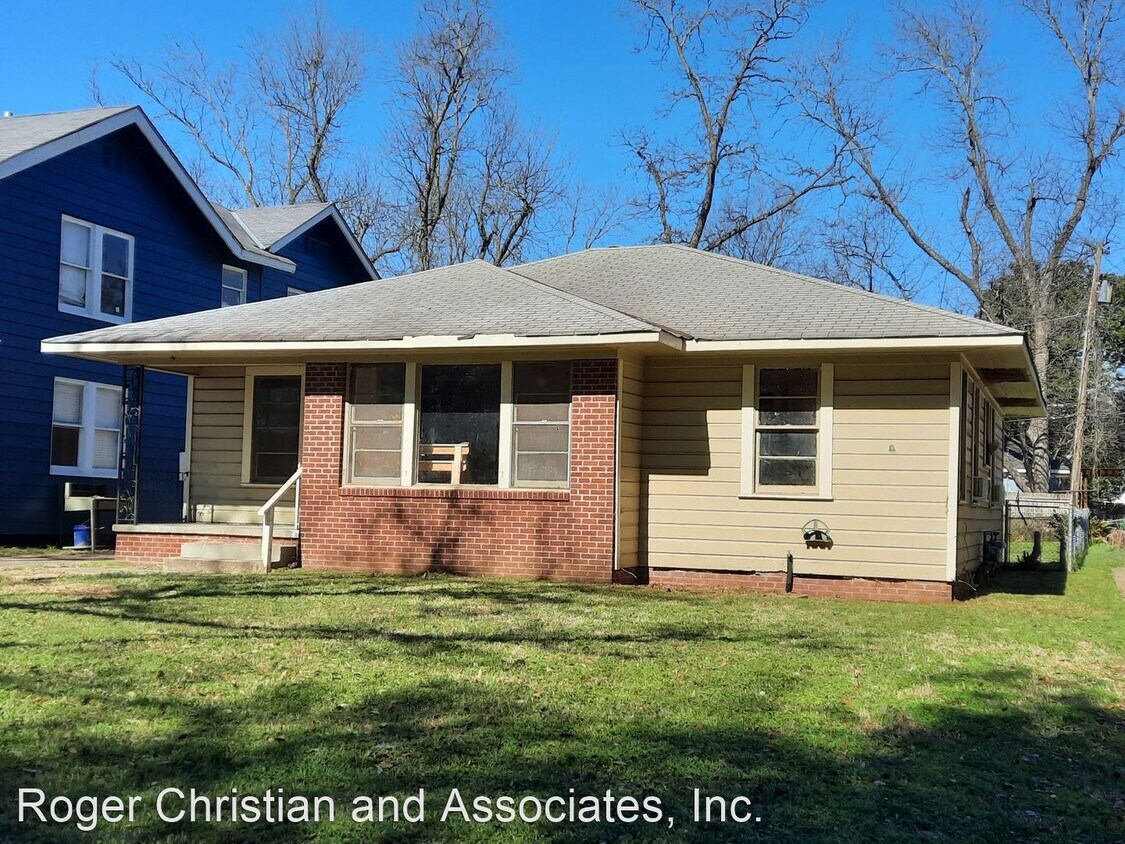 Primary Photo - 3 br, 1 bath House - 3460 Coldwell Street