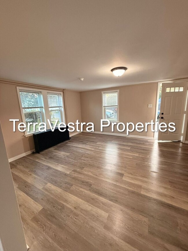 Building Photo - 3 Bed in Millville! Eligible for $500 Secu...