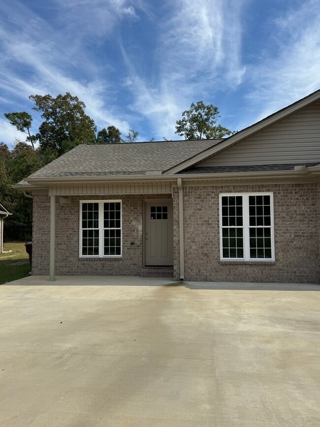 Building Photo - 16494 Blackburn Ln