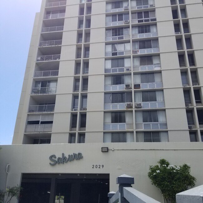 Building Photo - 2029 Nuuanu Ave