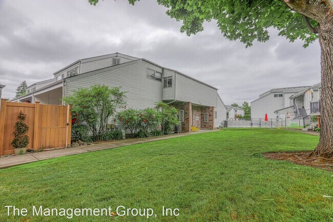 Building Photo - 3 br, 1.5 bath House - 310 NE 85th Street #B