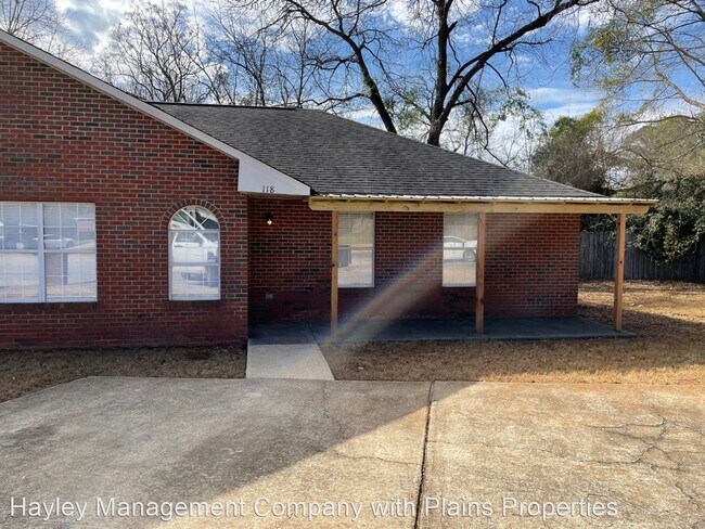 Foto del edificio - 3 br, 2 bath House - 118 Halal Court