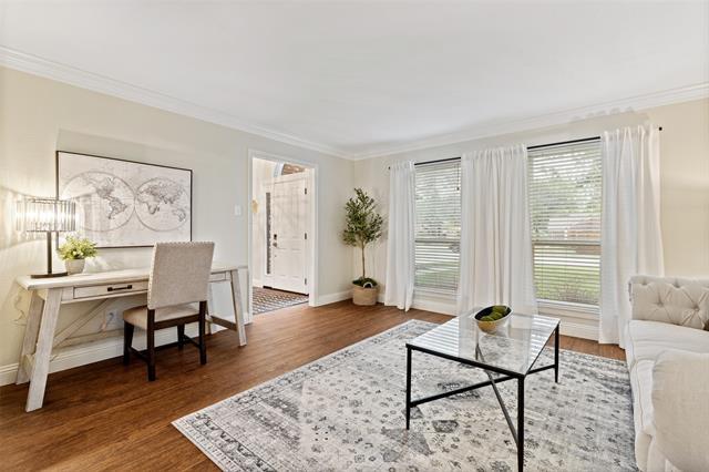 Foto del edificio - 619 Drexel Dr