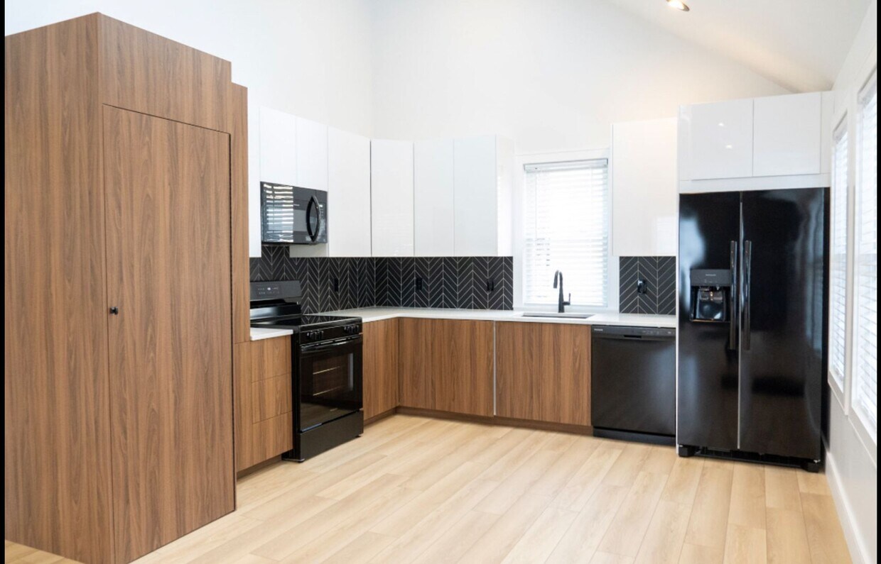 Foto principal - Newly Constructed Single-Family Home For R...