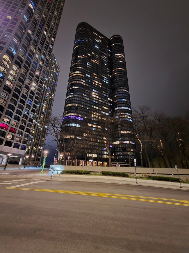 Building Photo - 155 N Harbor Dr