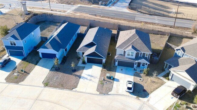 Foto del edificio - 14083 Lake Trout Dr