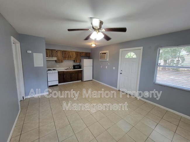 Building Photo - 2765 NE 48th Ct