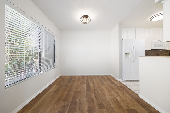 Building Photo - Price Reduced to $2,995 - Gorgeous updated...
