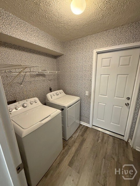 Foto del edificio - 225 Redan Dr